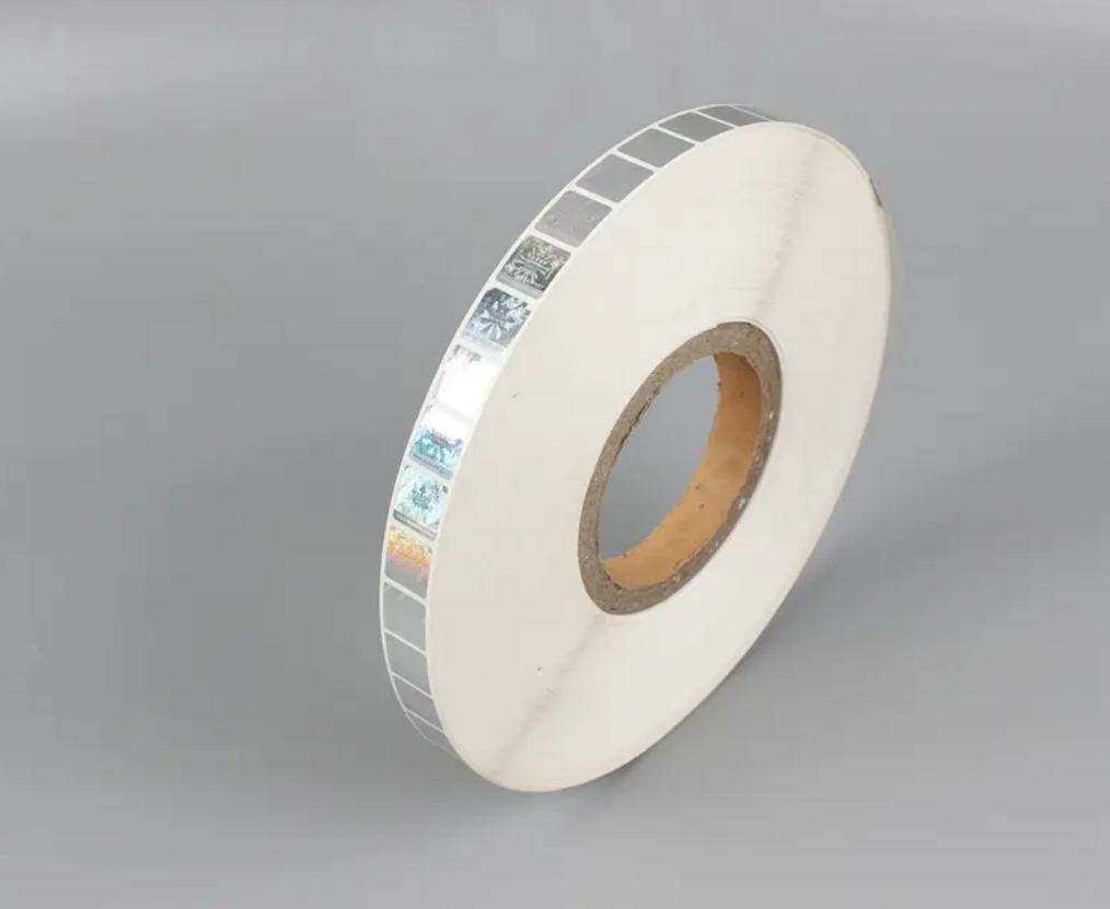 企業(yè)印刷新防線(xiàn)：定制防偽標(biāo)簽的獨(dú)特作用